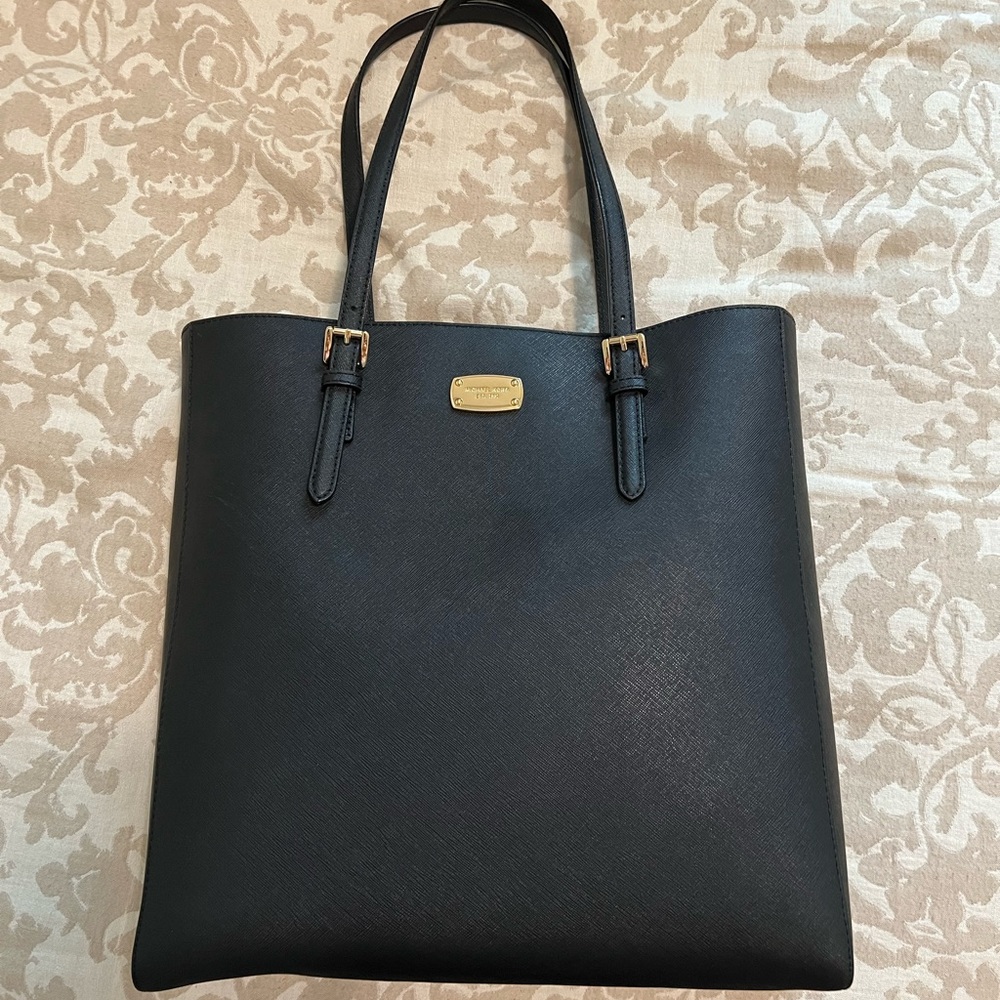 Michael Kors tote.